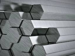 Alüminium altıbucaqlı Marka: D16T; AMg6; D16…, Ölçü: 7-90 mm, İstehsal üsulu: preslənmiş